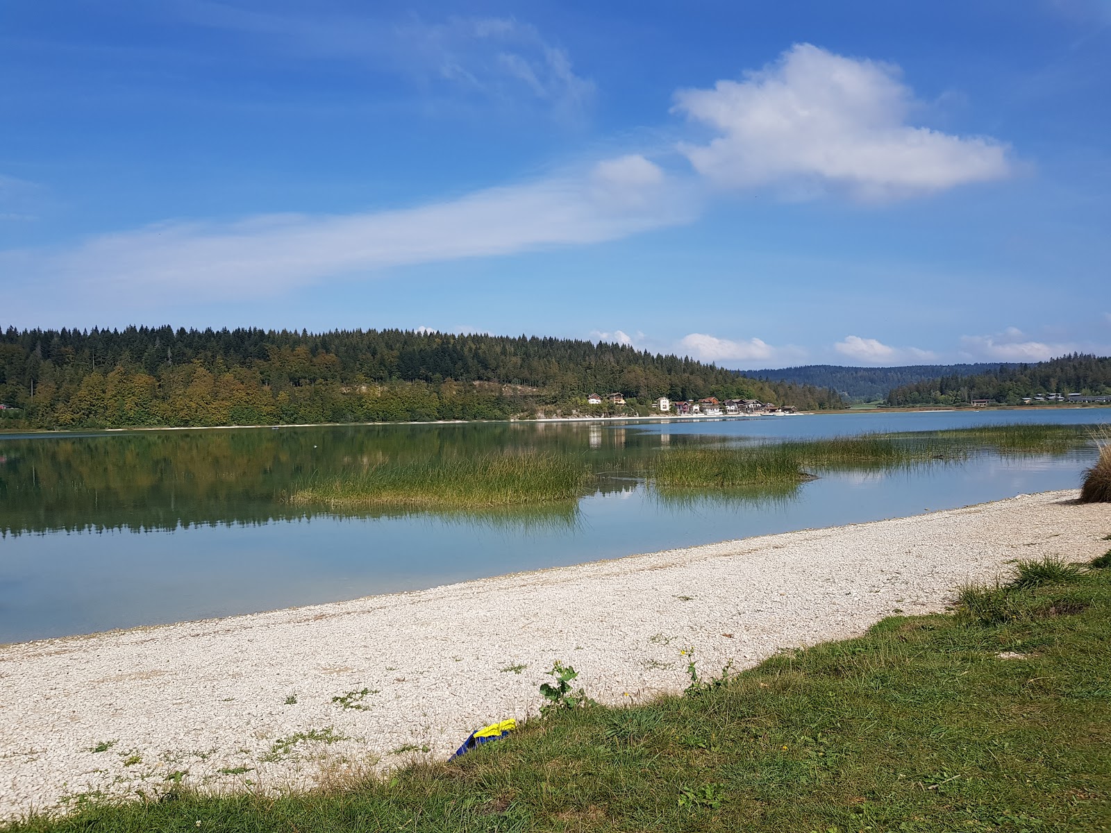 Plage de Chaon'in fotoğrafı - rahatlamayı sevenler arasında popüler bir yer