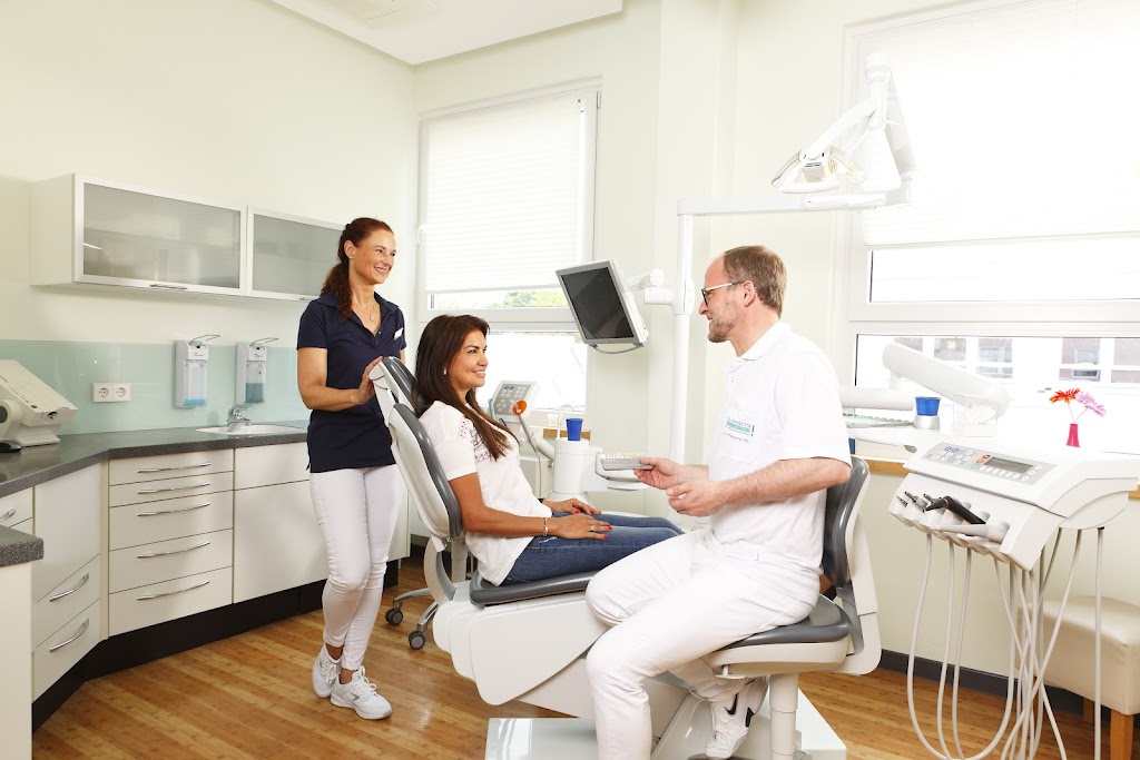 Dr. W. Pfannenstiel MSc., Dr. C. Meyer im Hagen, Dr. C. Risick