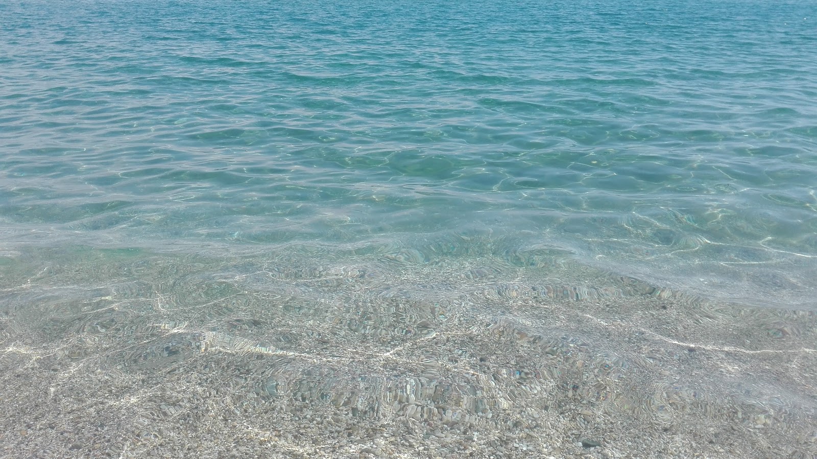 Photo de Playa de la Mena - endroit populaire parmi les connaisseurs de la détente