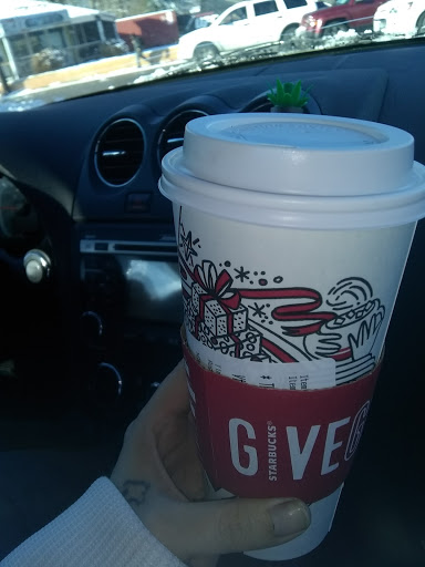 Coffee Shop «Starbucks», reviews and photos, 35 Airport Rd, Warwick, RI 02889, USA