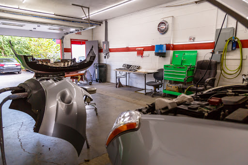 Auto Repair Shop «Quality Collision», reviews and photos, 2110 S Walnut St, Bloomington, IN 47401, USA