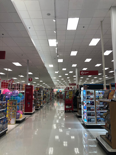 Department Store «Target», reviews and photos, 2333 63rd St, Woodridge, IL 60517, USA