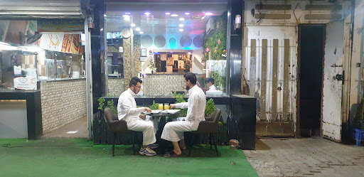 شاورما شباب 