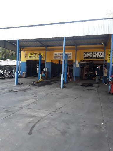 Auto Repair Shop «Speedy Lube & Auto Care Inc», reviews and photos, 5601 N 40th St, Tampa, FL 33610, USA