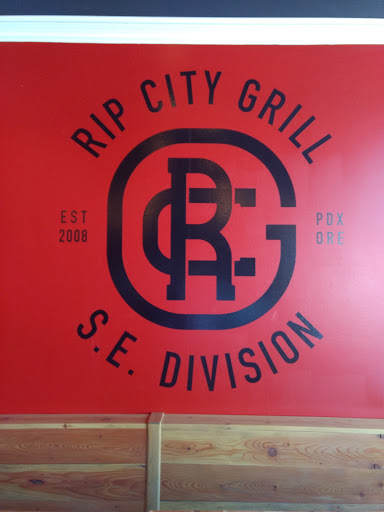 Restaurant «Rip City Grill Restaurant», reviews and photos, 6036 SE Division St, Portland, OR 97206, USA