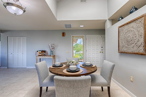 Styling Life Staging image