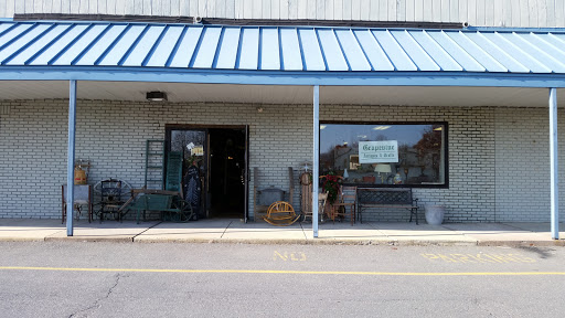 Antique Store «Grapevine Antiques & Craft», reviews and photos, 137 Erin Ln, Brodheadsville, PA 18322, USA