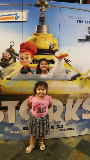 Movie Theater «Regal Cinemas Alamo Quarry 16», reviews and photos, 255 E Basse Rd, San Antonio, TX 78209, USA