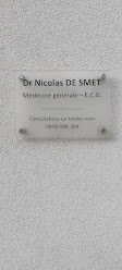 Dr. Nicolas De Smet