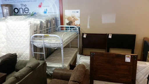 Bedroom Furniture Store «Furniture & Mattress World», reviews and photos, 4020 E Thomas Rd, Phoenix, AZ 85018, USA