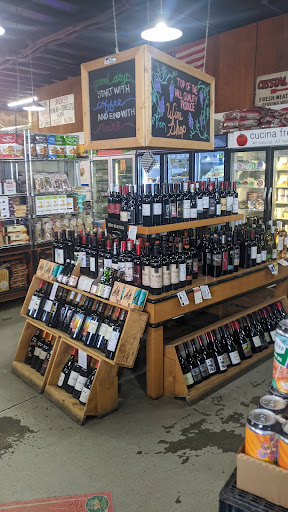 Grocery Store «Top of the Hill Quality Produce», reviews and photos, 5325 NE 4th St, Renton, WA 98059, USA