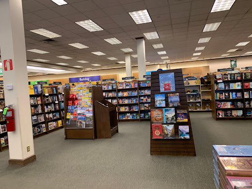 Book Store «Barnes & Noble», reviews and photos, 1156 US-46, Woodland Park, NJ 07424, USA