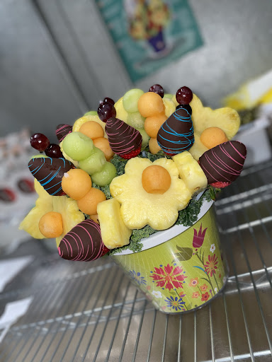 Gift Shop «Edible Arrangements», reviews and photos, 204 Main St, New Britain, CT 06051, USA