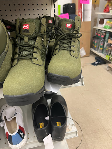 Discount Store «Bargain Hunt», reviews and photos, 924 N Mulberry St #110, Elizabethtown, KY 42701, USA