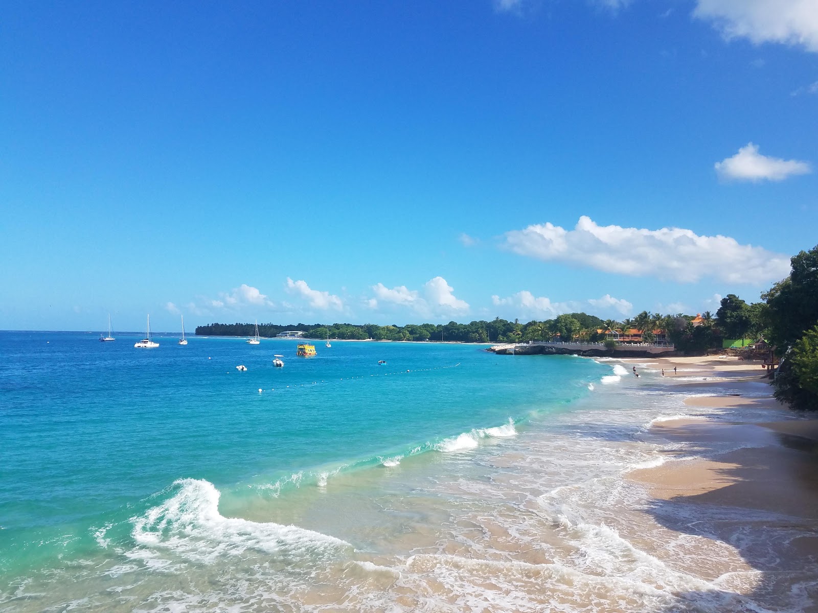 Store Bay beach'in fotoğrafı ve yerleşim