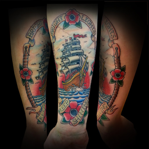 Tattoo Shop «Bell & Iron Tattoo», reviews and photos, 3512 Grand Ave, Oakland, CA 94610, USA