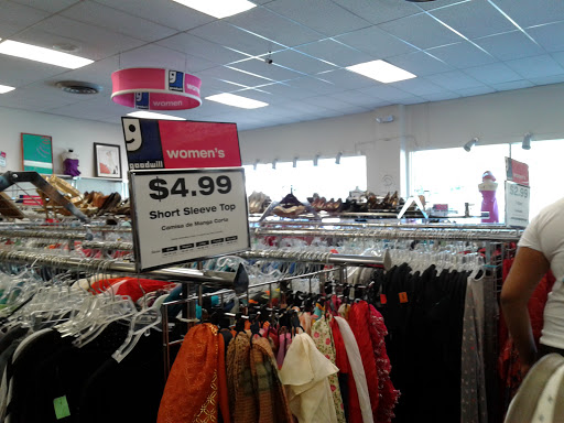 Thrift Store «Goodwill Retail Store», reviews and photos, 4714 Columbia Pike, Arlington, VA 22204, USA