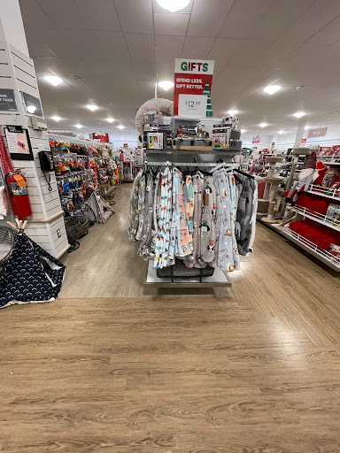 Department Store «HomeGoods», reviews and photos, 1087 Old Country Rd, Riverhead, NY 11901, USA