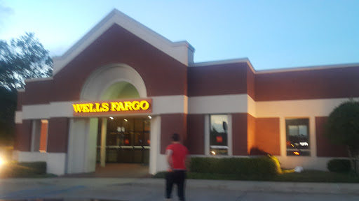 Bank «Wells Fargo Bank», reviews and photos
