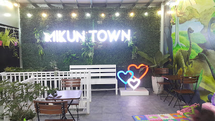 Mikun Town Chocolate & Cafe