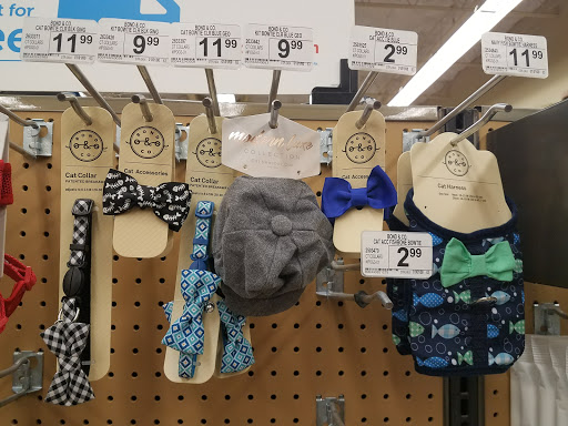 Pet Supply Store «Petco Animal Supplies», reviews and photos, 3201 Bee Cave Rd #117, Austin, TX 78746, USA