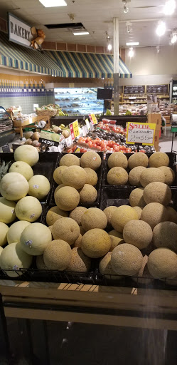 Grocery Store «Super Foodtown of Lake Hiawatha», reviews and photos, 435 N Beverwyck Rd, Lake Hiawatha, NJ 07034, USA