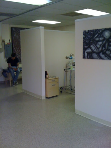 Tattoo Shop «Cherokee Creek Tattoo», reviews and photos, 32449 Ford Rd, Garden City, MI 48135, USA