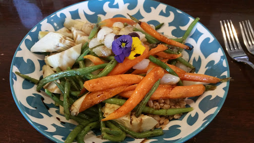 Wine Store «Wine Merchants & Vin205 Bistro», reviews and photos, 205 S Stratford Rd, Winston-Salem, NC 27103, USA