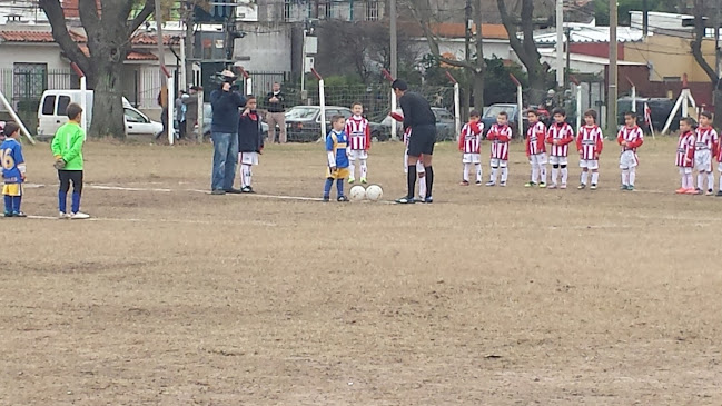 Opiniones de Club Stockolmo Baby Futbol en Ciudad del Plata - Campo de fútbol