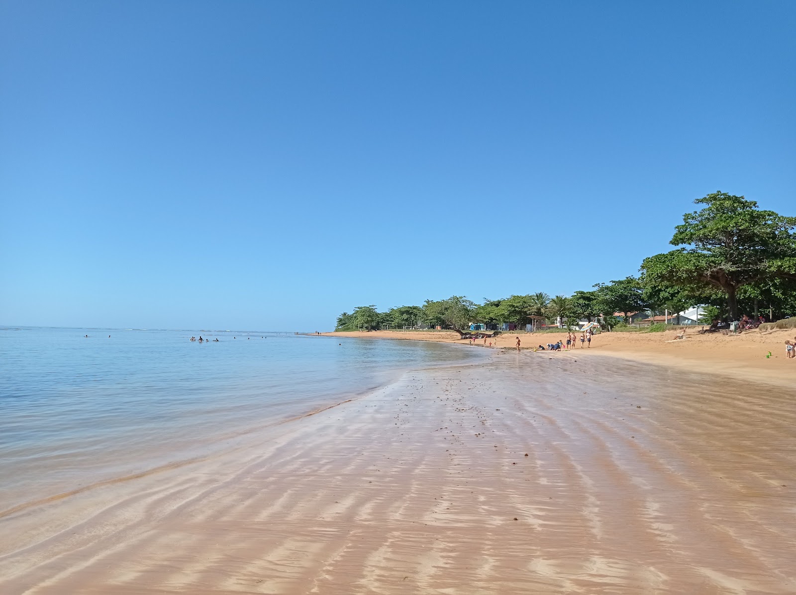 Φωτογραφία του Παραλία Μαρ Αζούλ με καθαρό νερό επιφάνεια