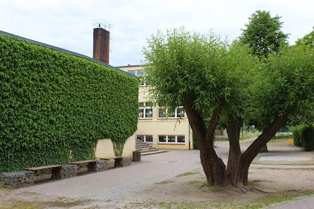 Wilhelm-Busch-Grundschule Pinnow An d. Gärtnerei 4, 16278 Pinnow, Deutschland
