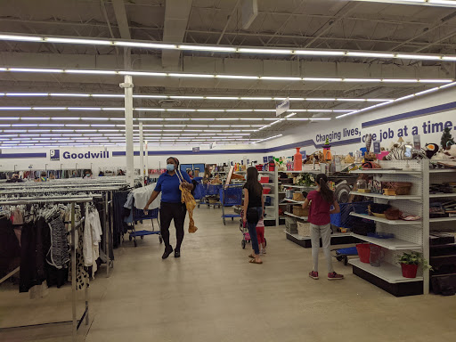 Thrift Store «Goodwill Store - Computer Parts», reviews and photos, 1600 Independence Pkwy, Plano, TX 75075, USA