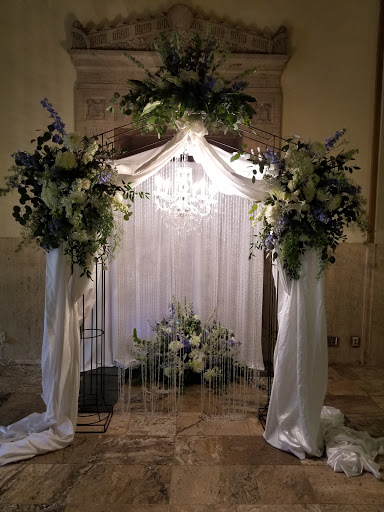 Florist «Old Louisville Flower Studio and Gifts and Events», reviews and photos, 1217 S 4th St, Louisville, KY 40203, USA