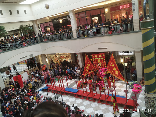 Shopping Mall «Hillsdale Shopping Center», reviews and photos, 60 E 31st Ave, San Mateo, CA 94403, USA