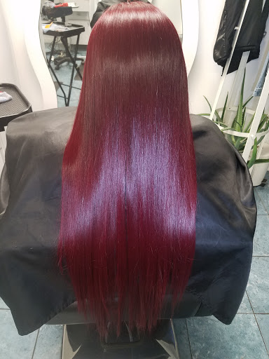 Beauty Salon «M Colors Beauty Salon», reviews and photos, 1347 Long Beach Blvd, Long Beach, CA 90813, USA