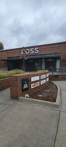 Clothing Store «Ross Dress for Less», reviews and photos, 3255 SW Cedar Hills Blvd, Beaverton, OR 97005, USA
