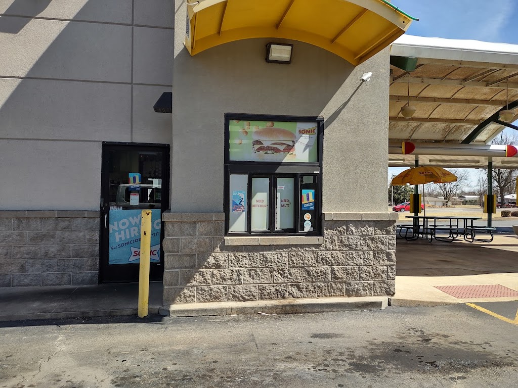 Sonic Drive-In 73089