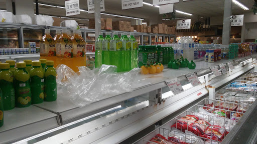 Shopping Mall «White Plains Mall», reviews and photos, 200 Hamilton Ave, White Plains, NY 10601, USA