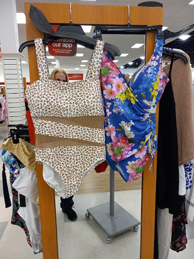 Department Store «T.J. Maxx & HomeGoods», reviews and photos, 20 Court House South Dennis Rd #1, Cape May Court House, NJ 08210, USA