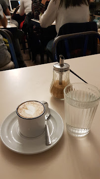 Cappuccino du Café ONI Coffee Shop à Paris - n°18