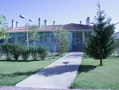 Residencia de Discapacitados L´Agua Salada C. Sierra de Alcubierre, 61, 50840 San Mateo de Gállego, Zaragoza, España