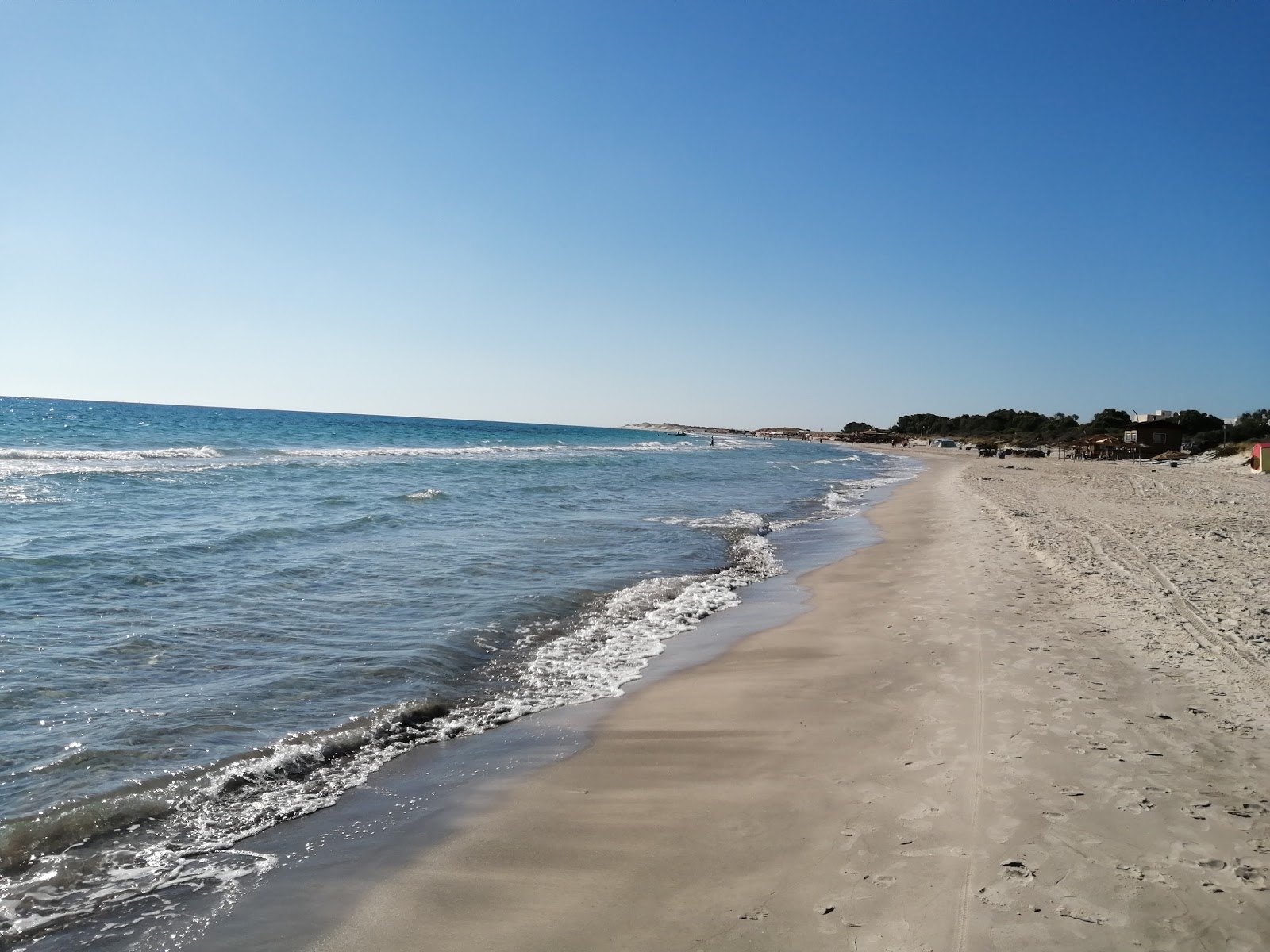 Foto de Plage ezzahra con arena fina beige superficie