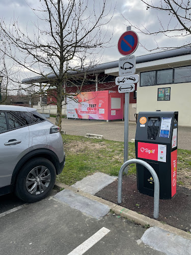 Borne de recharge de véhicules électriques Syndicat intercommunal pour le gaz et lélectricité en Île-de-France Charging Station Vaires-sur-Marne
