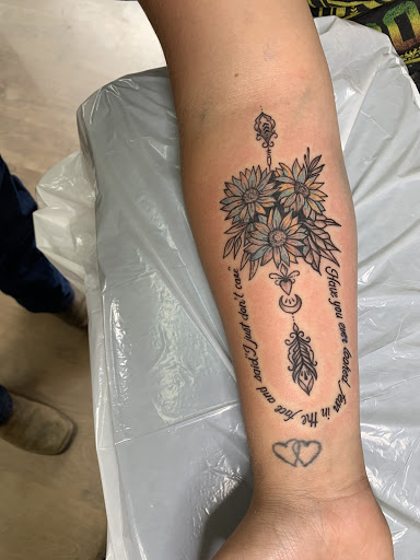 Explore simple star wars tattoo ideas, creative tattoo ideas in Lincoln City, available at Black N Blue Tattoo & Skate Shop