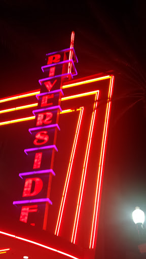 Movie Theater «Regal Cinemas Riverside Plaza 16», reviews and photos, 3535 Riverside Plaza Dr, Riverside, CA 92506, USA