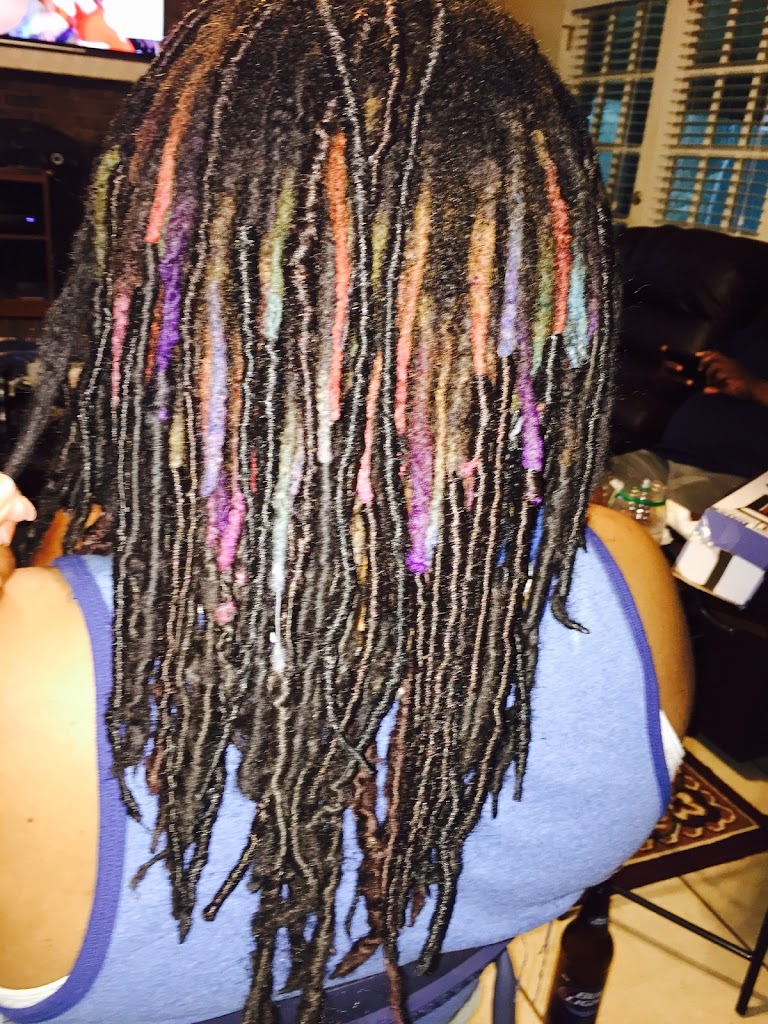 Blessed Hands Barber and styling studios 39701