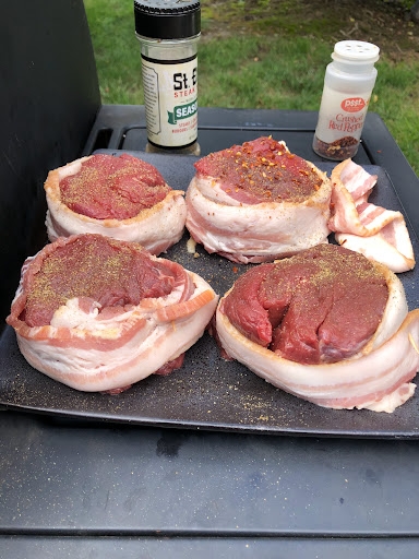 Grocery Store «Mooresville Value Market», reviews and photos, 243 E High St, Mooresville, IN 46158, USA