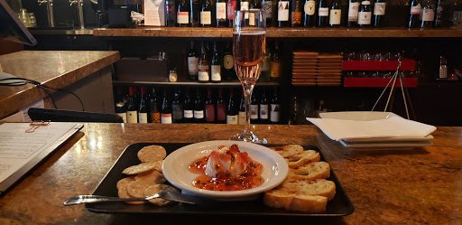 Wine Bar «District Wine», reviews and photos, 144 Linden Ave, Long Beach, CA 90802, USA