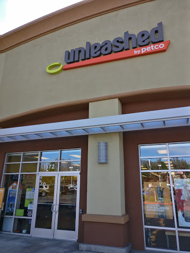 Unleashed by Petco, 1572 Foothill Blvd, La Verne, CA 91750, USA, 