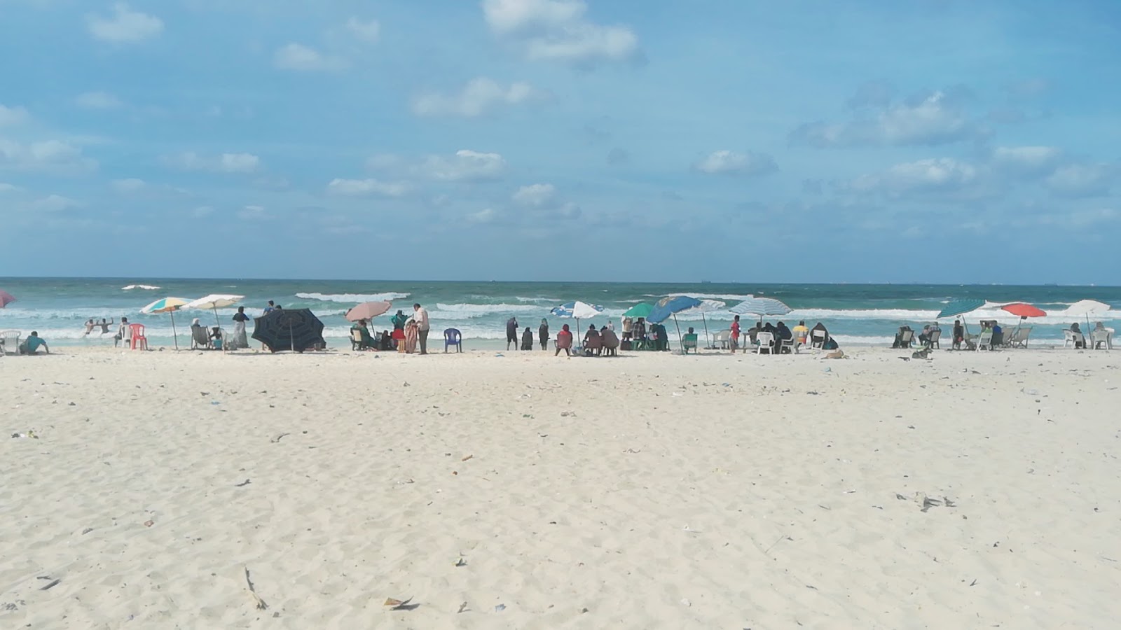 Foto av Al-Ajami Beach bekvämlighetsområde